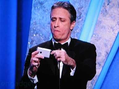 john-stewart-iphone-oscars