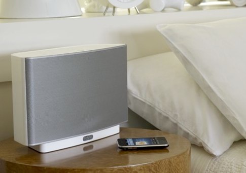 sonos-s5-ipod--touch-bed
